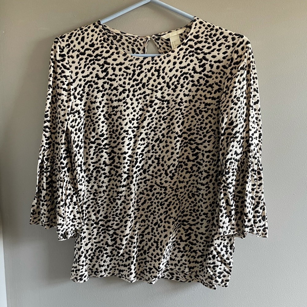 H&M: Printed Blouse